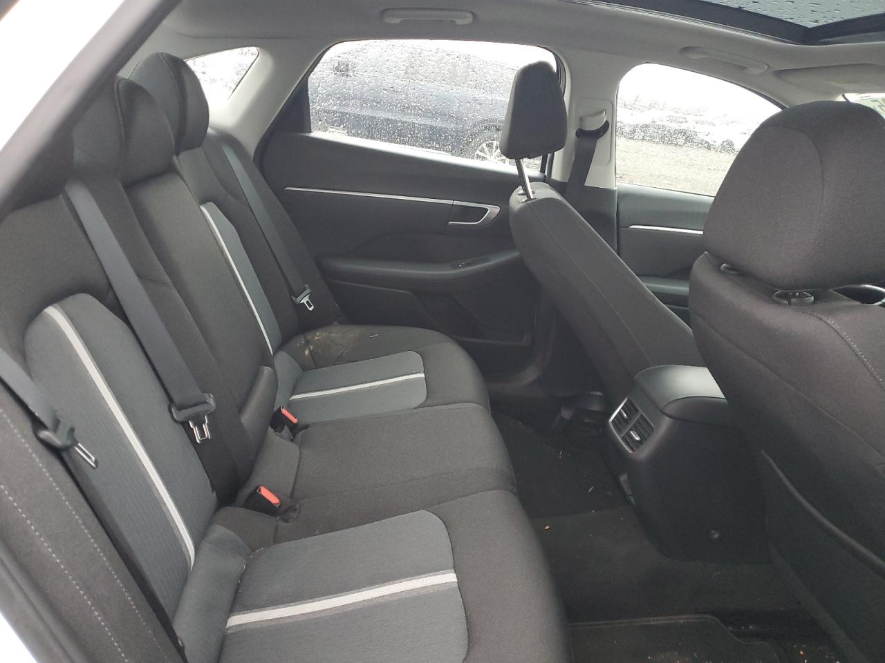2021 Hyundai Sonata - Image 10