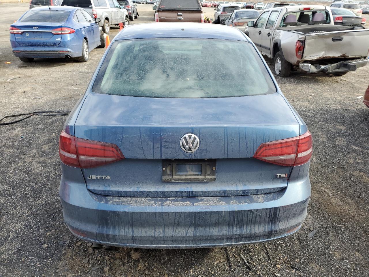 2016 Volkswagen Jetta - Image 6