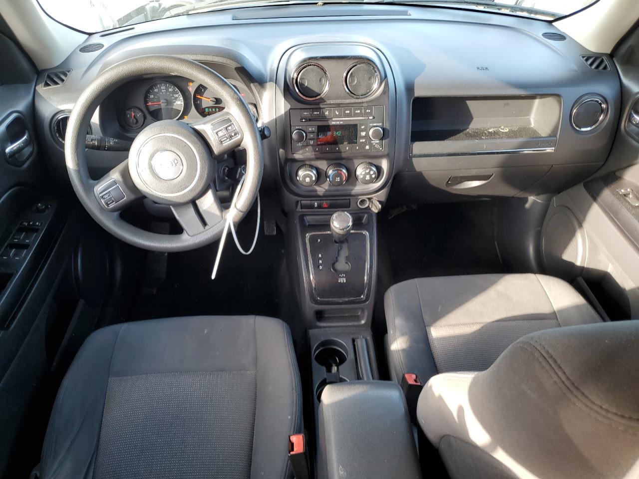 2011 Jeep Liberty (Patriot) - Image 8