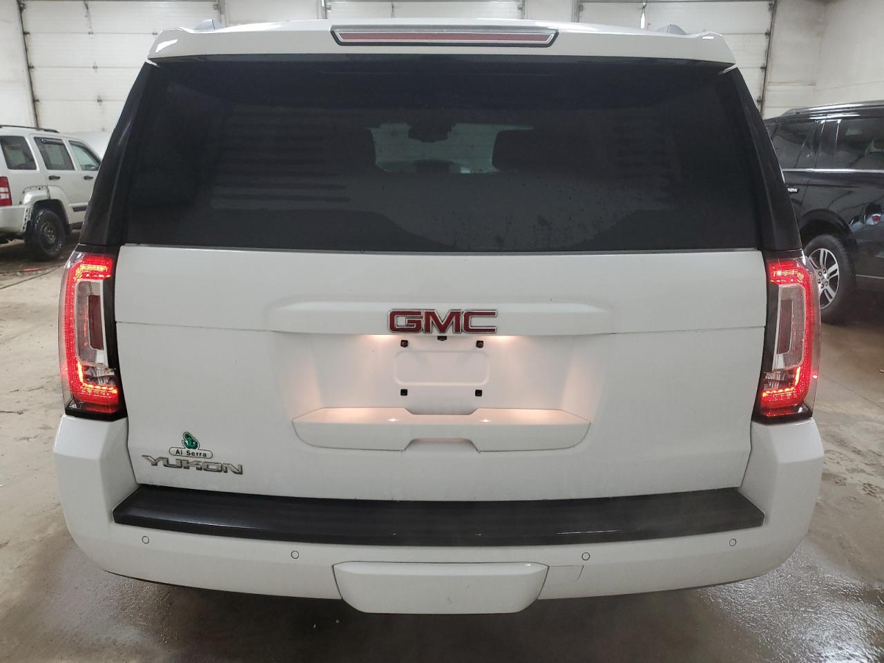2019 GMC Yukon - Image 6