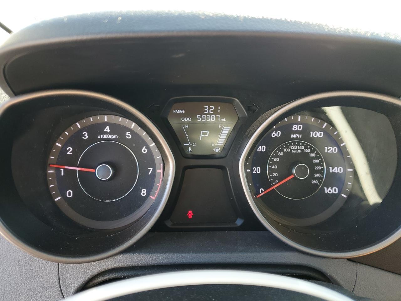 2013 Hyundai Elantra - Image 9