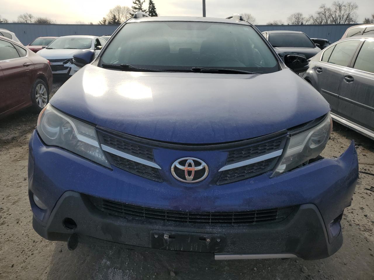 2015 Toyota RAV 4 - Image 5