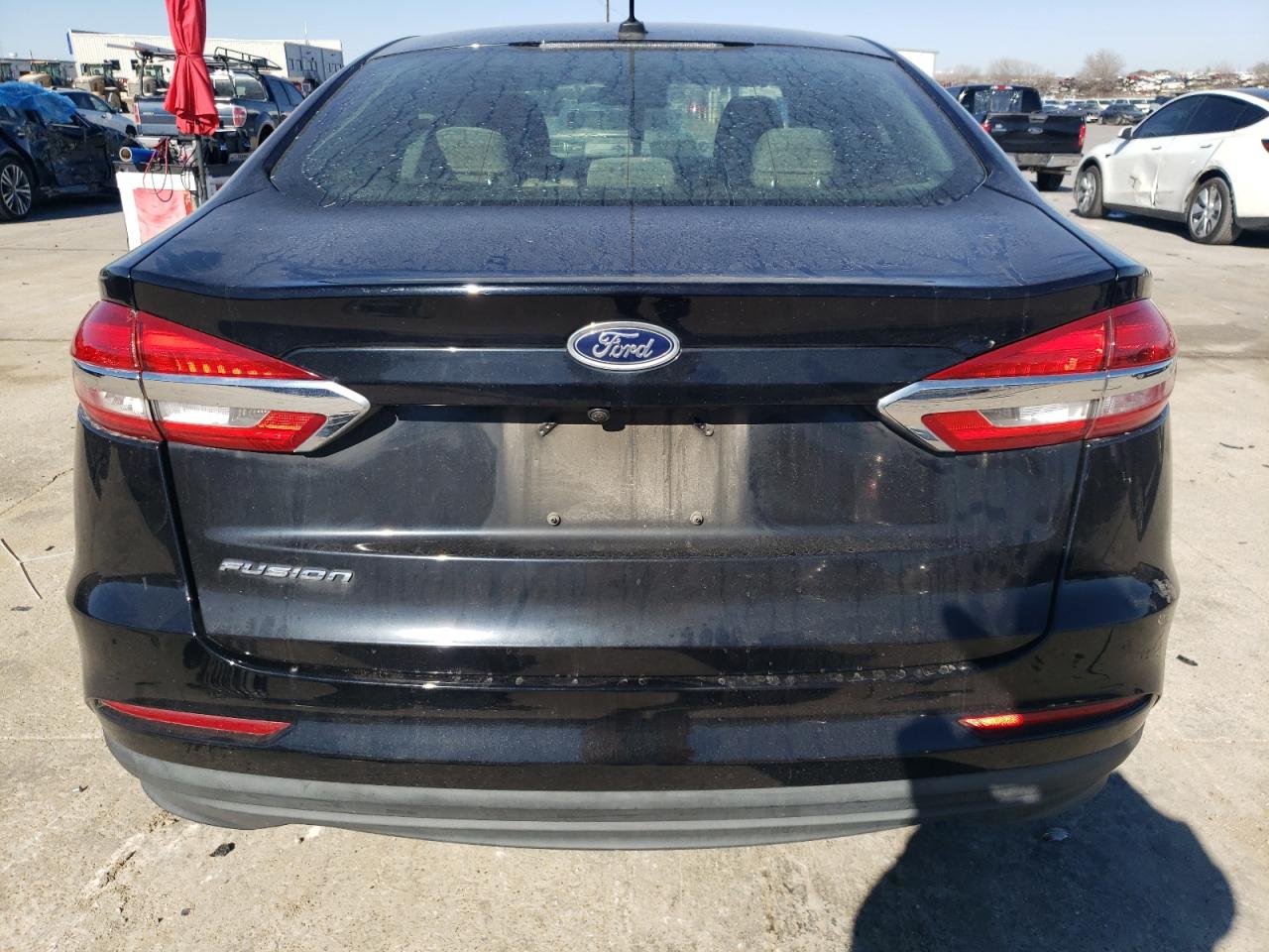 2019 Ford Fusion - Image 6