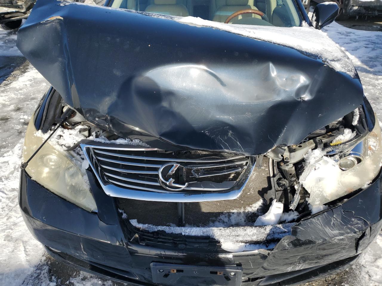 2009 Lexus ES - Image 11