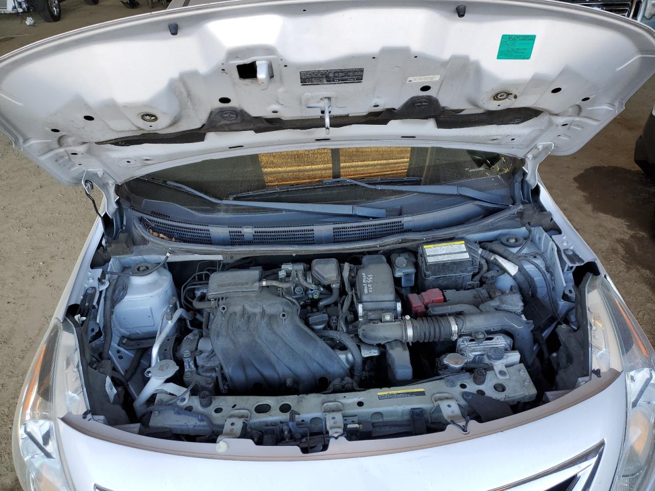 2015 Nissan Versa - Image 11