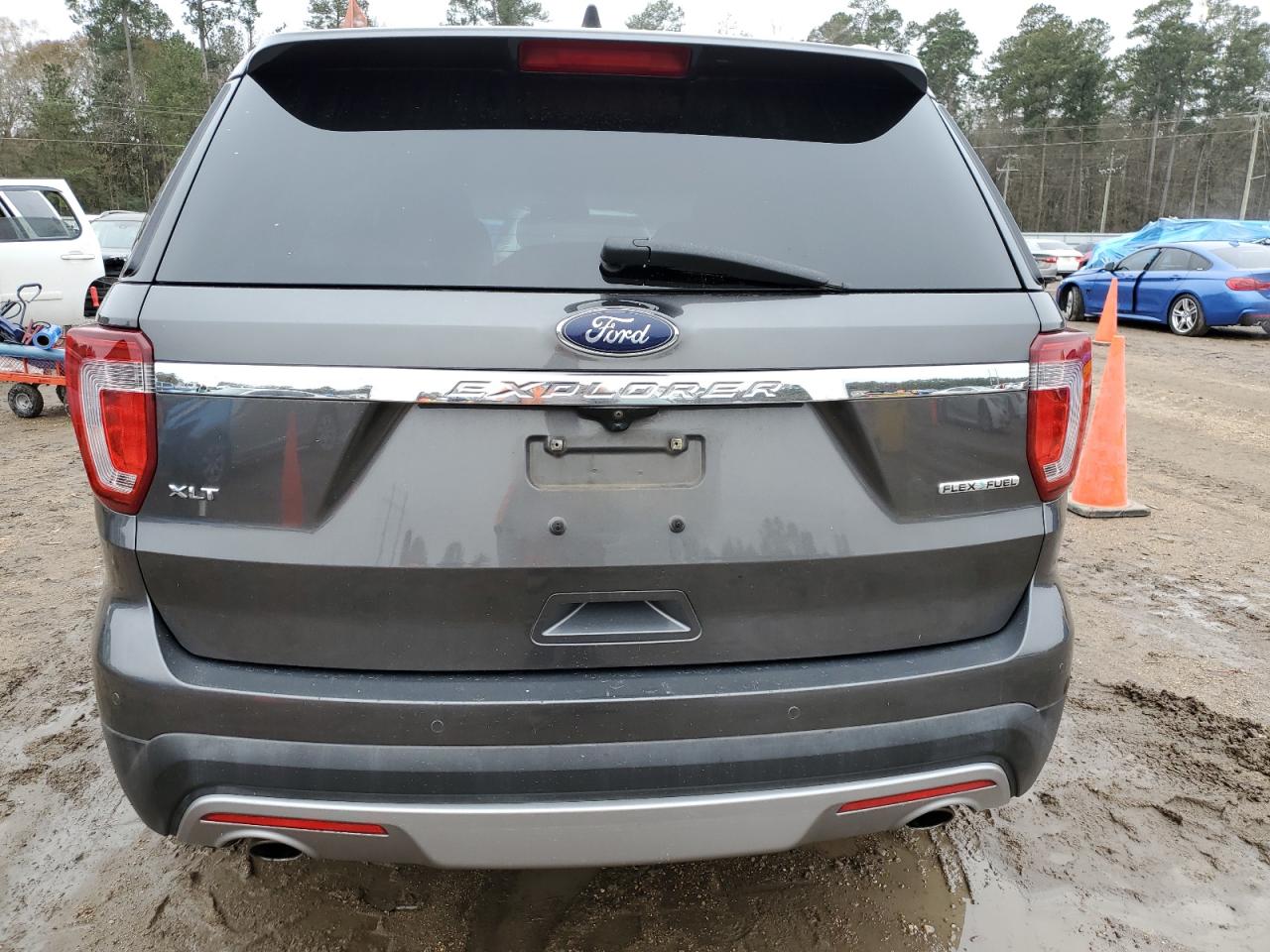 2016 Ford Explorer - Image 6