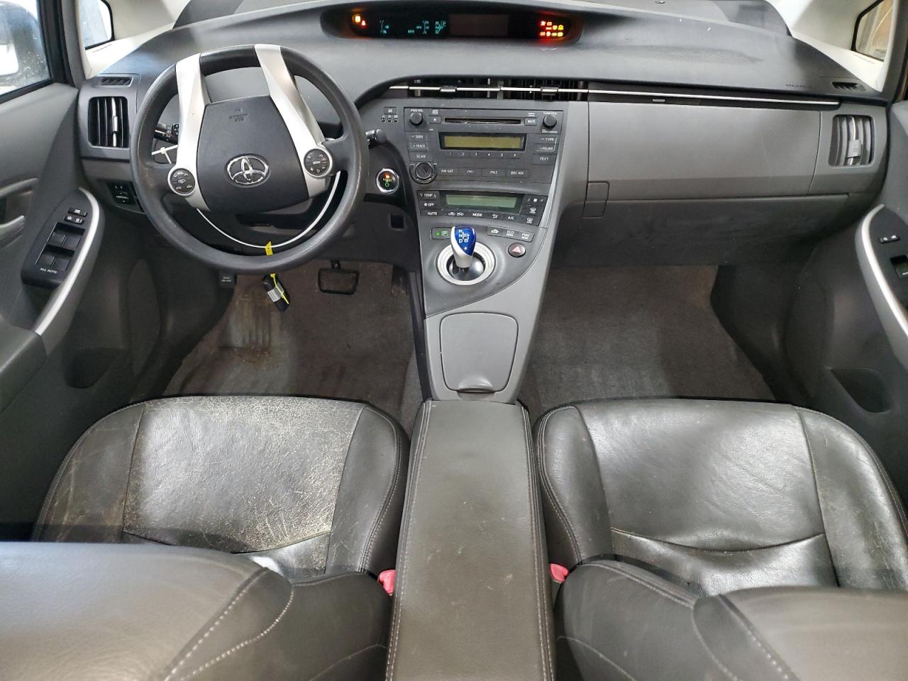 2011 Toyota Prius - Image 8