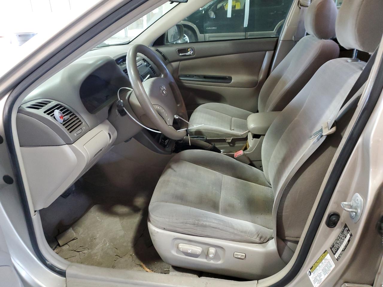 2006 Toyota Camry - Image 7