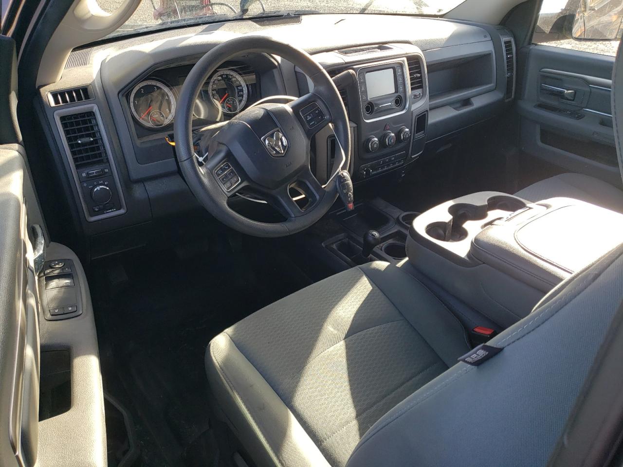 2018 RAM 3500 - Image 8