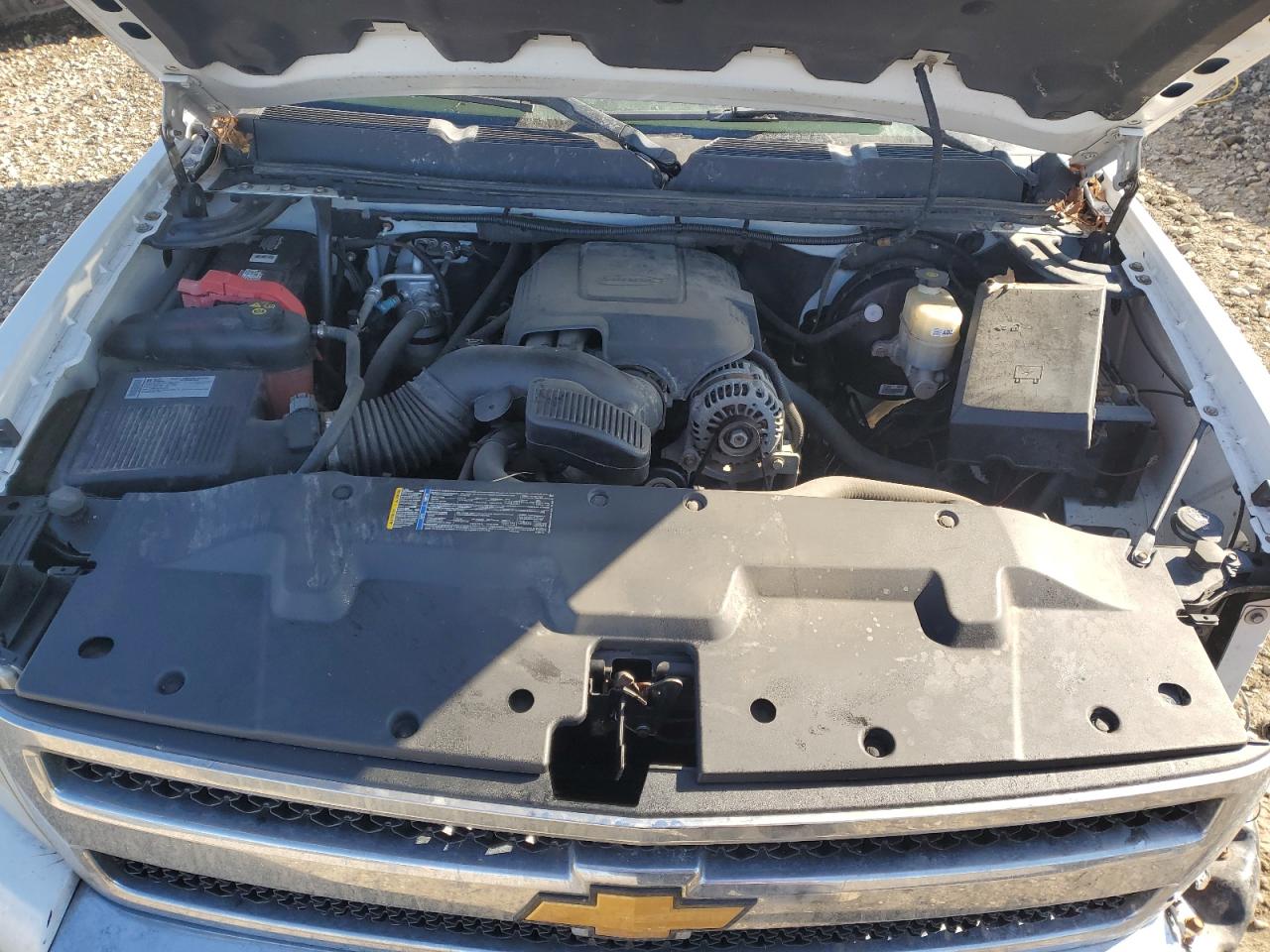 2009 Chevrolet Silverado - Image 11