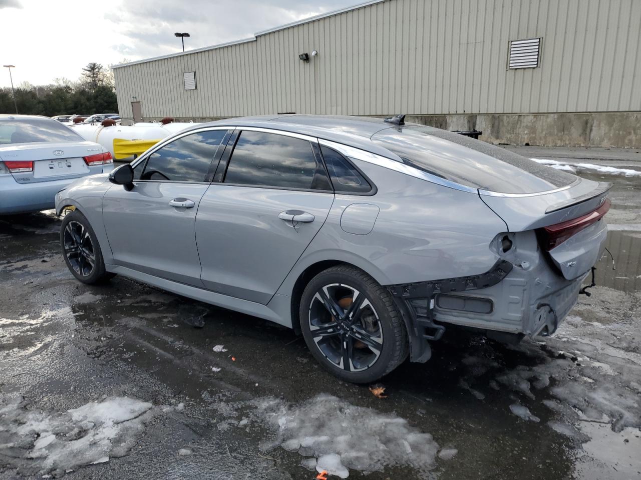 2022 Kia K5 - Image 2
