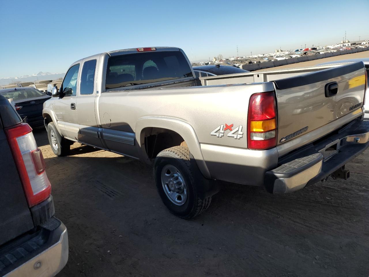 2001 Chevrolet Silverado - Image 2