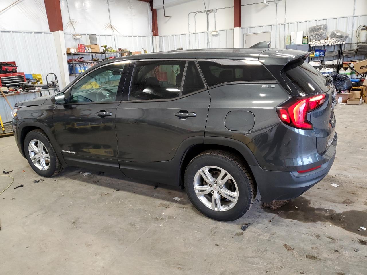 2018 GMC Terrain - Image 2