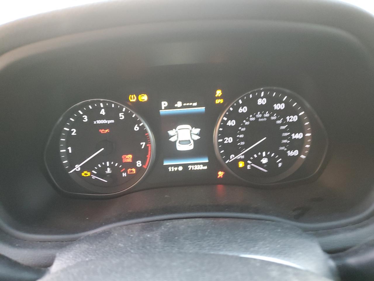 2018 Hyundai Elantra - Image 9