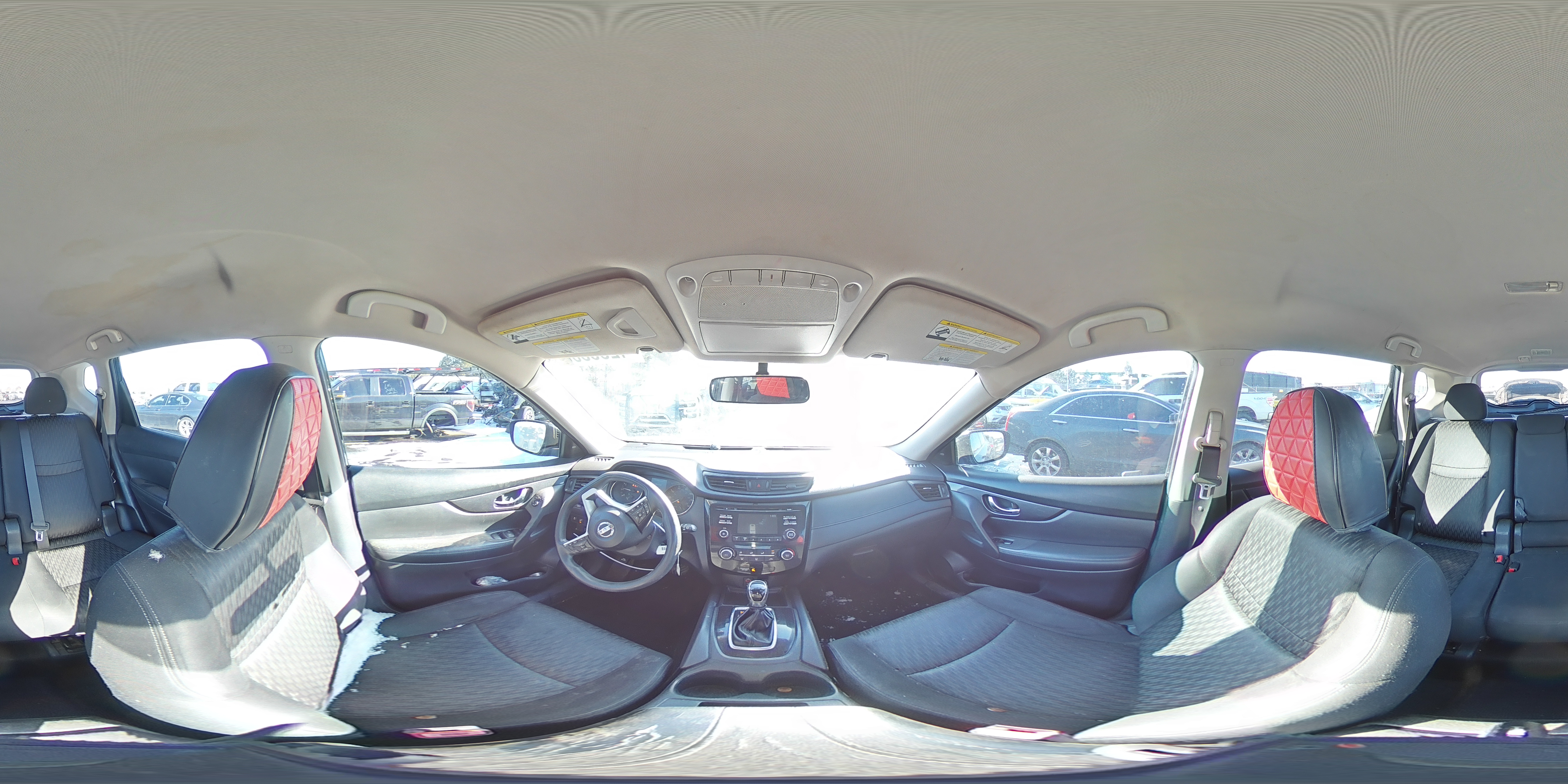 2017 Nissan Rogue - Image 12