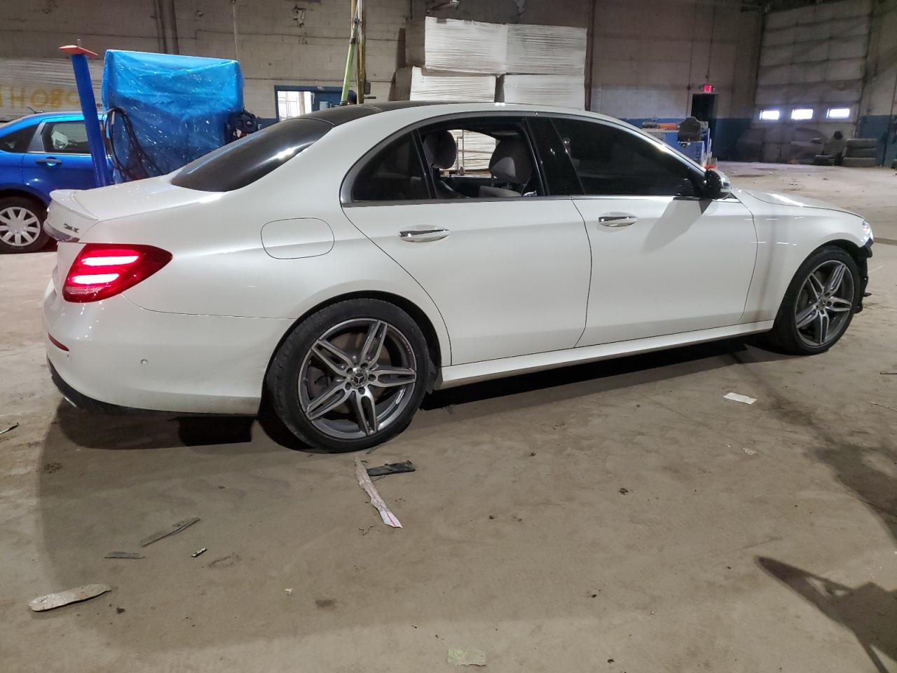 2019 Mercedes-Benz E-klasse - Image 3