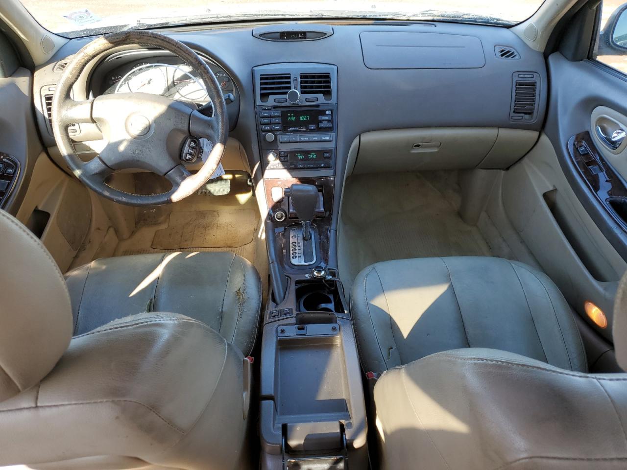 2000 Nissan Maxima - Image 8