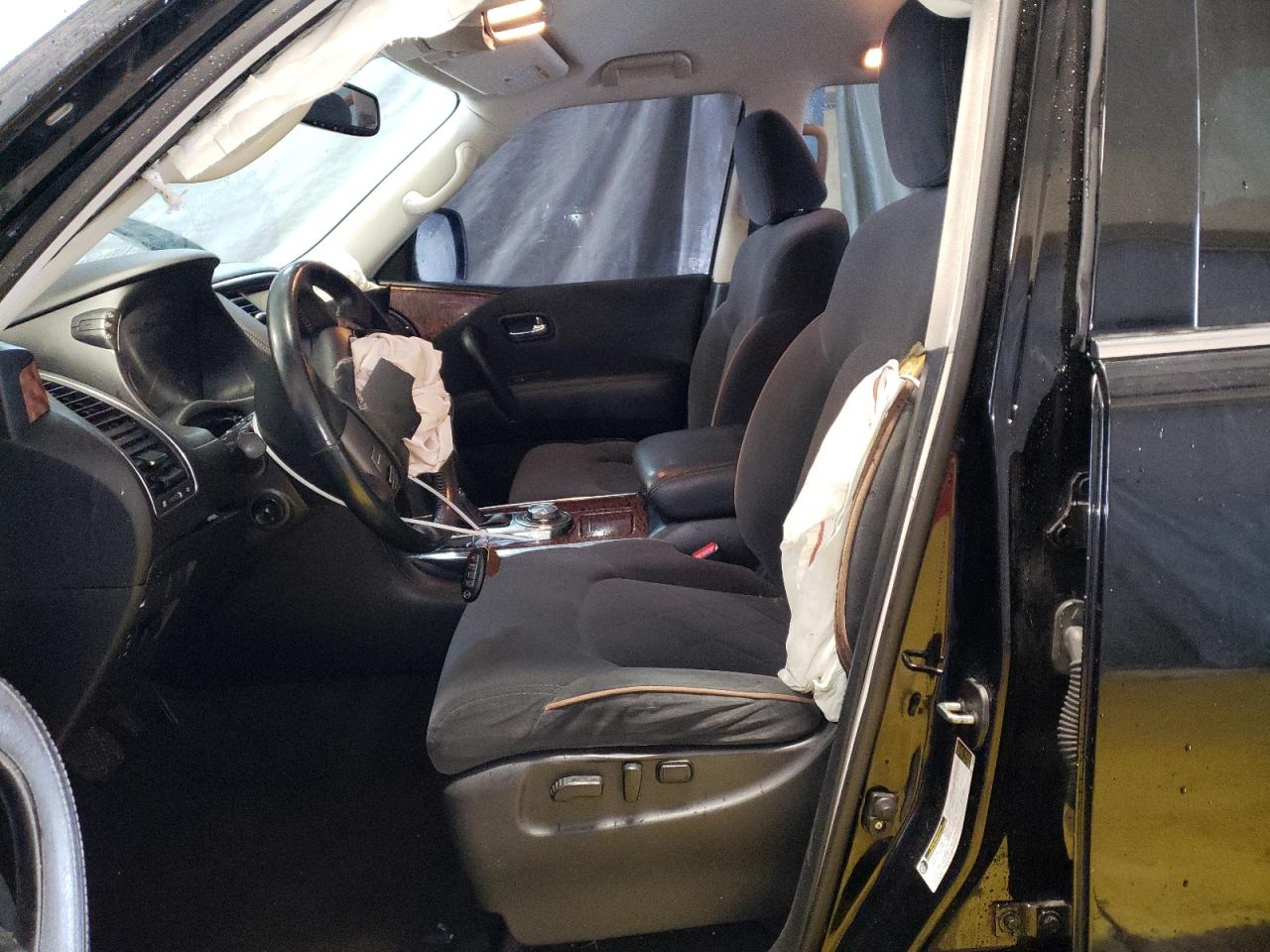 2018 Nissan Armada - Image 7