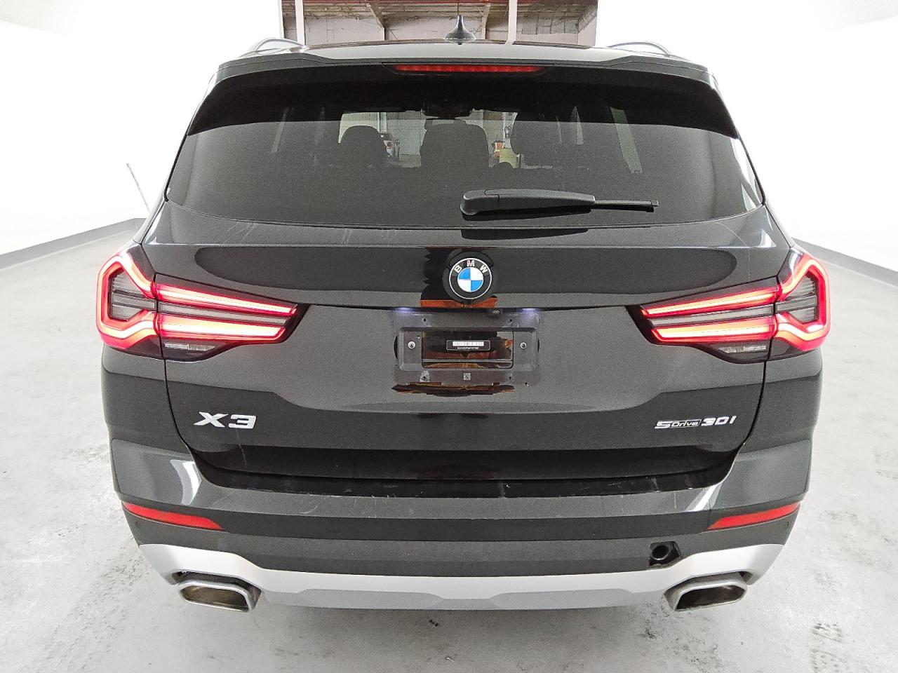 2023 BMW X3 - Image 6