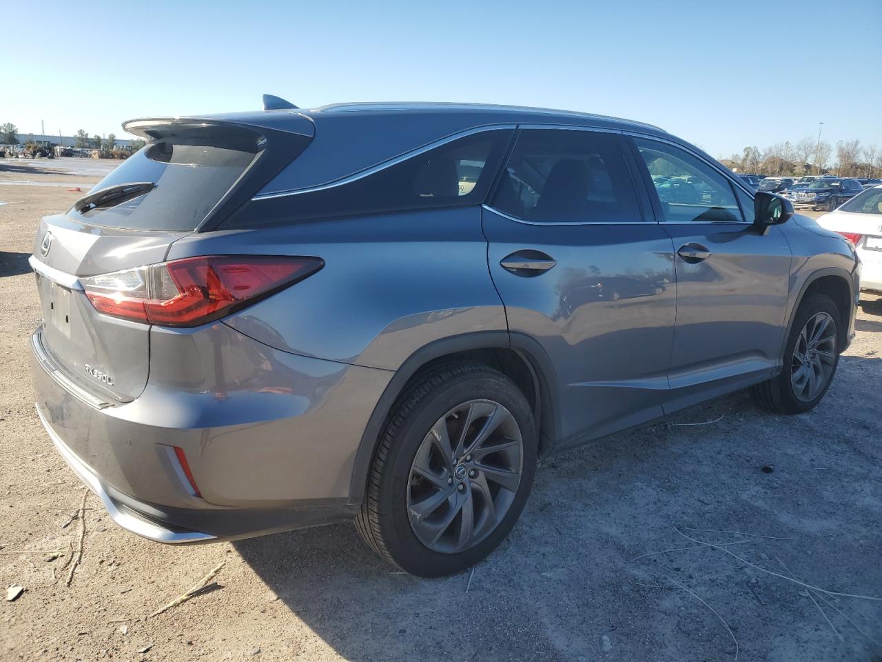 2019 Lexus RX - Image 3