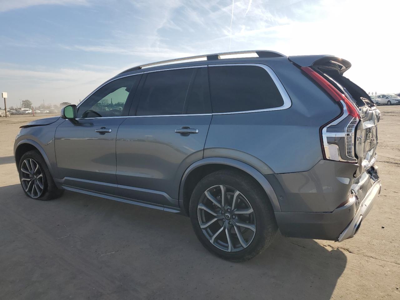2019 Volvo XC90 - Image 2