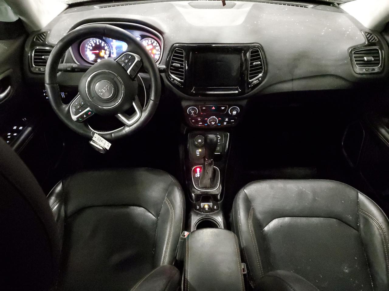 2018 Jeep Compass - Image 8