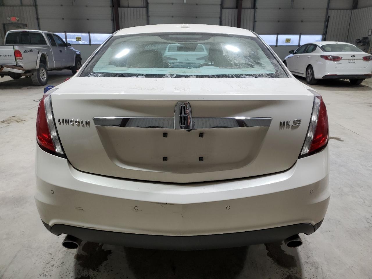 2009 Lincoln MKS - Image 6
