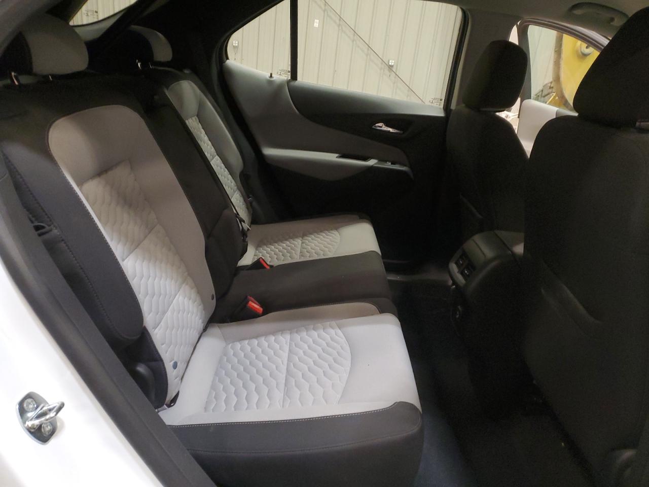 2020 Chevrolet Equinox - Image 10