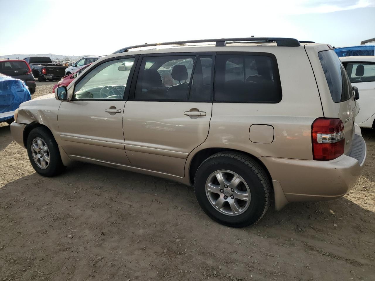 2004 Toyota Highlander - Image 2