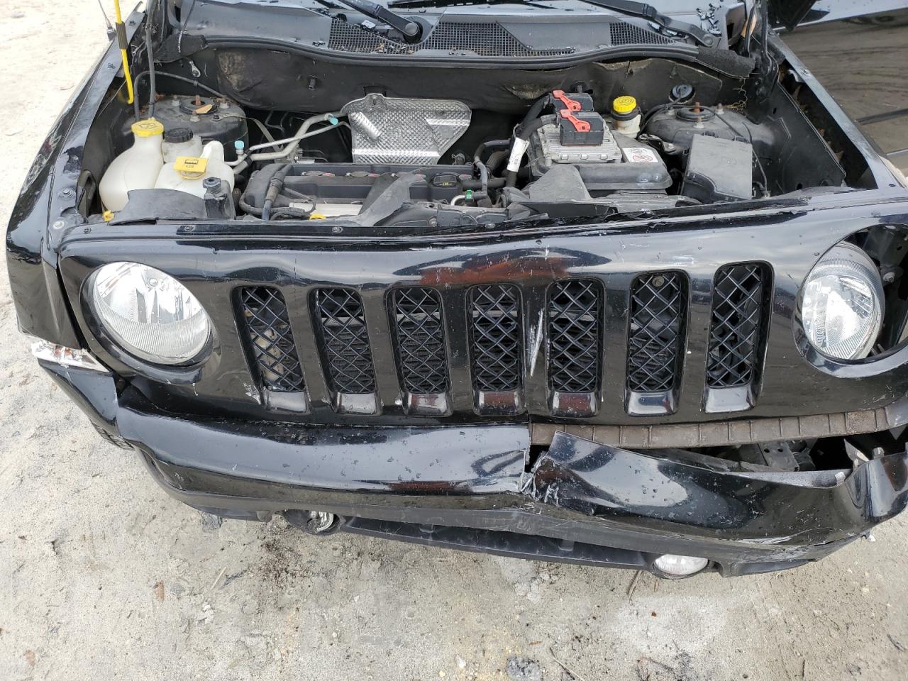 2017 Jeep Liberty (Patriot) - Image 11
