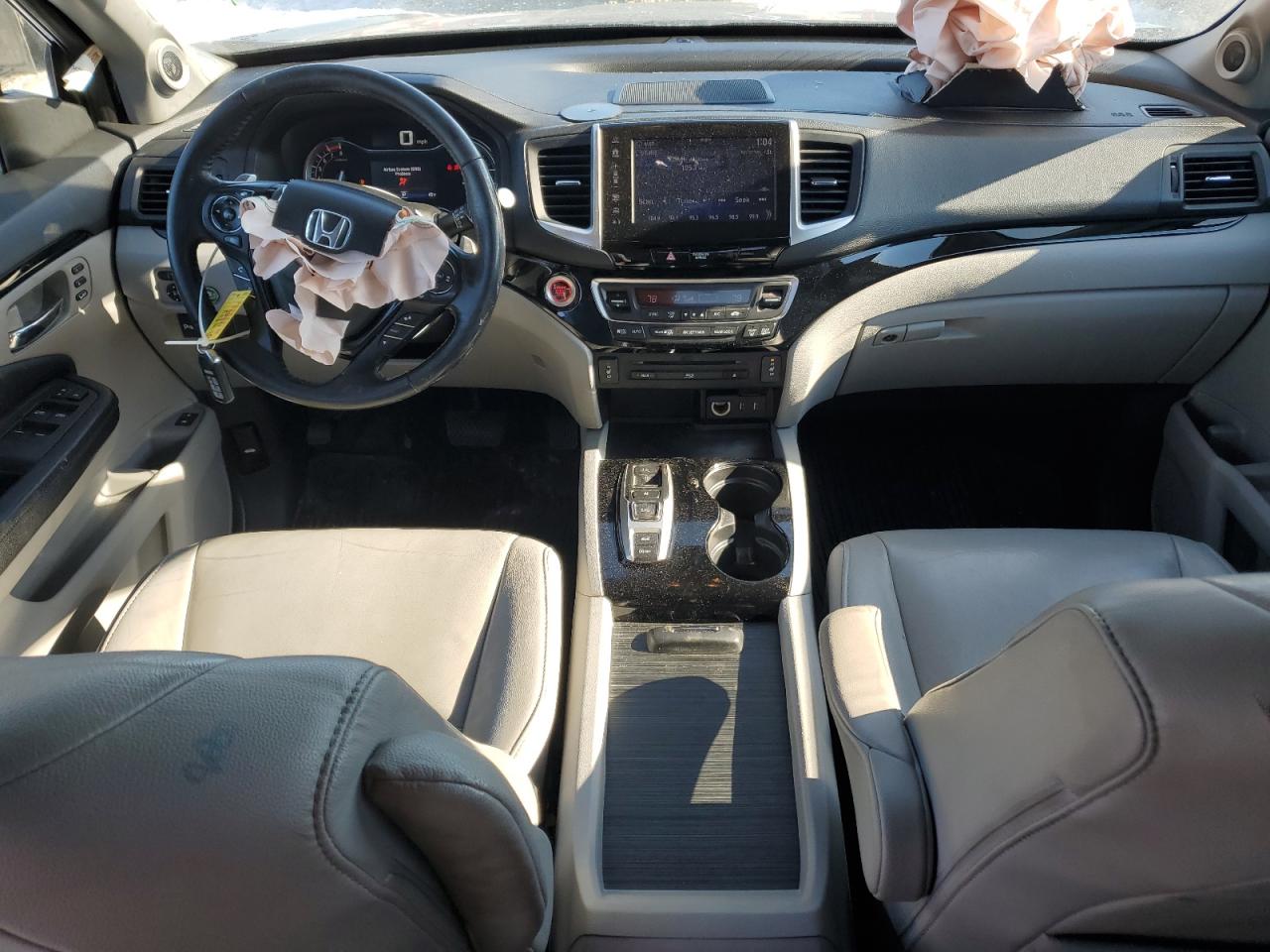 2018 Honda Pilot - Image 8