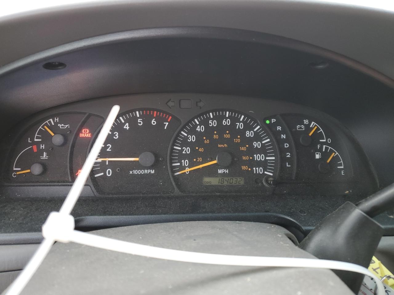 2000 Toyota Tundra - Image 9