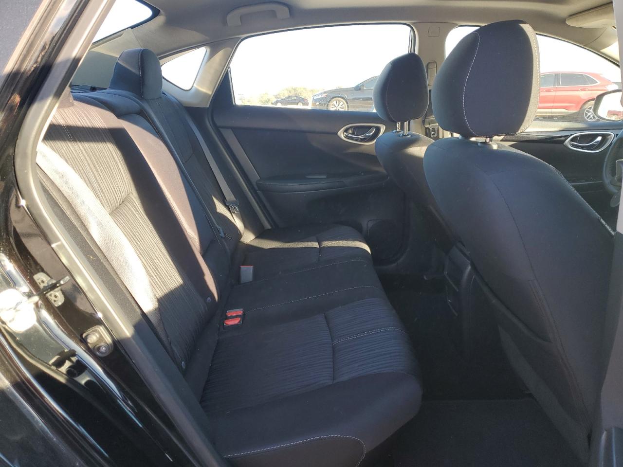 2016 Nissan Sentra - Image 10