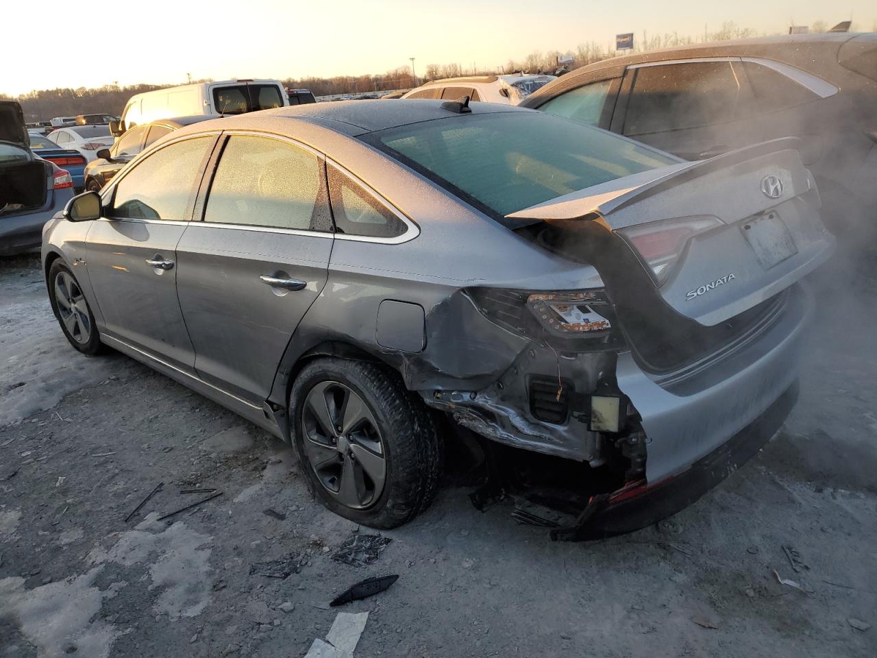 2016 Hyundai Sonata - Image 2
