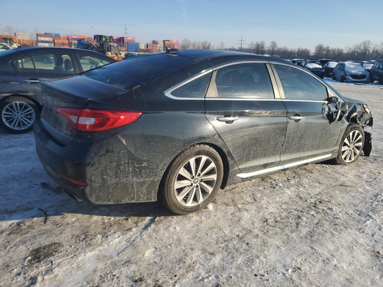 2015 Hyundai Sonata - Image 3