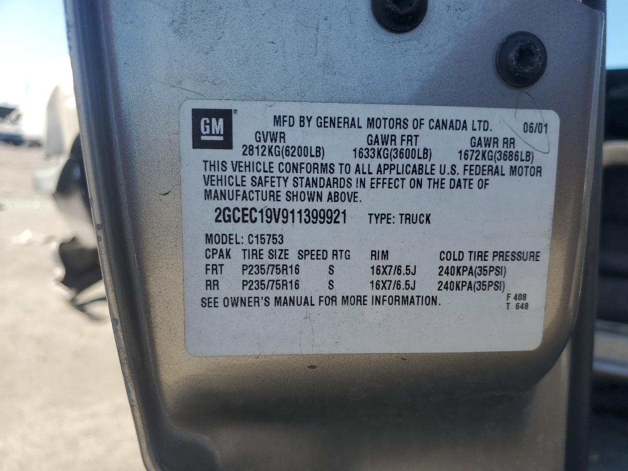 2001 Chevrolet Silverado - Image 14
