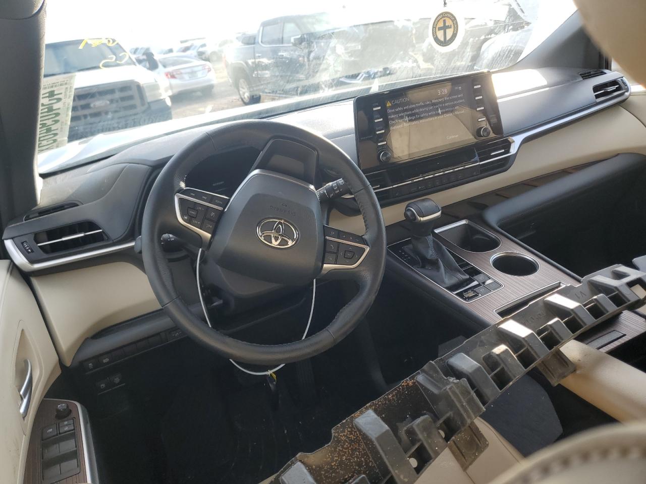 2021 Toyota Sienna - Image 8
