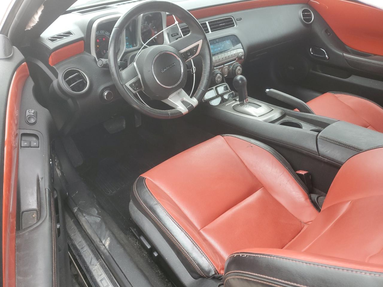 2011 Chevrolet Camaro - Image 8