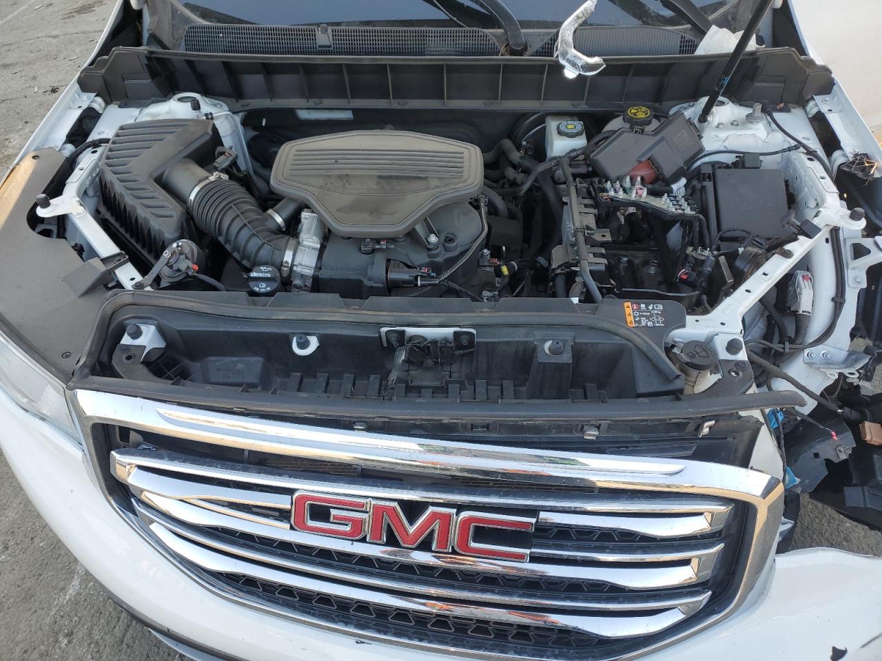 2019 GMC Acadia - Image 11