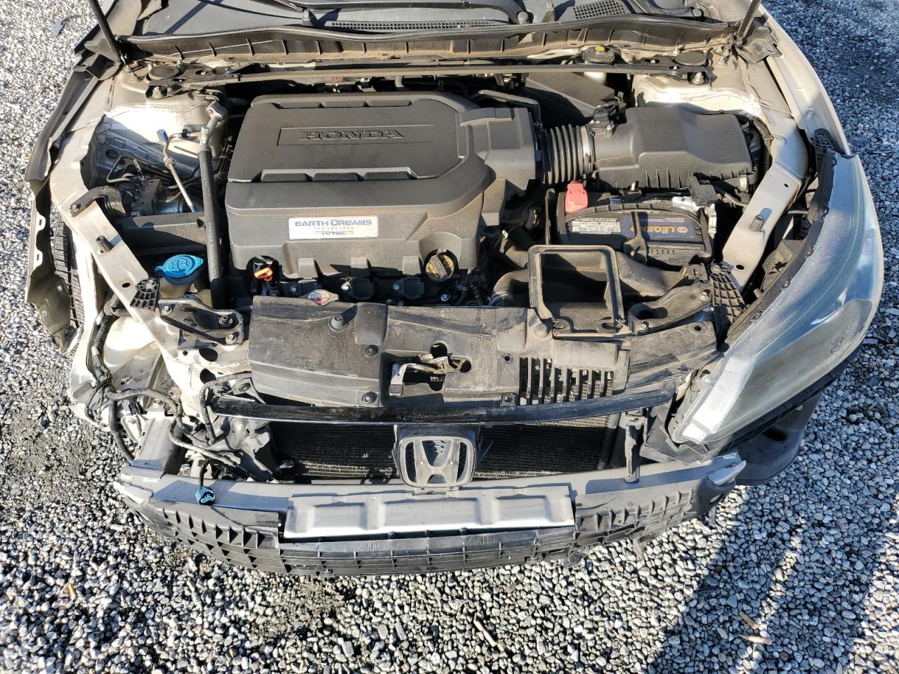 2013 Honda Accord - Image 13