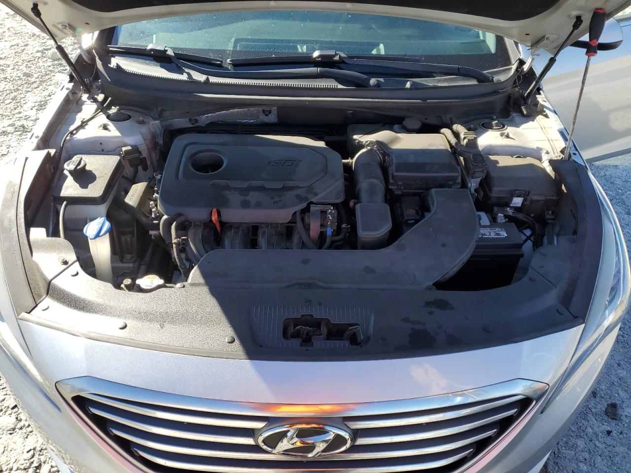 2017 Hyundai Sonata - Image 11