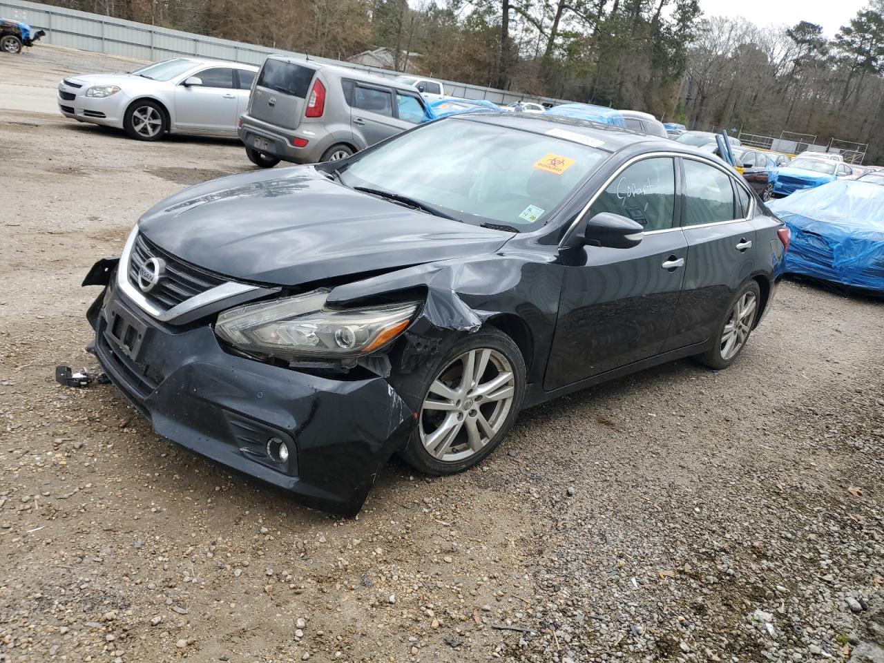 2017 Nissan Altima - Image 1