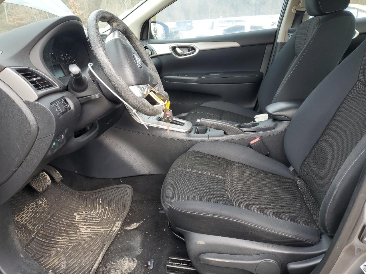 2015 Nissan Sentra - Image 7