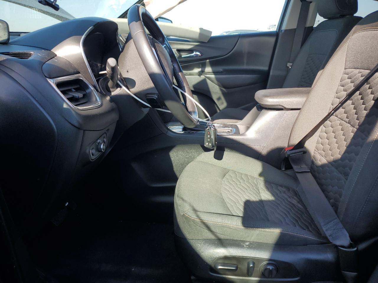 2020 Chevrolet Equinox - Image 7