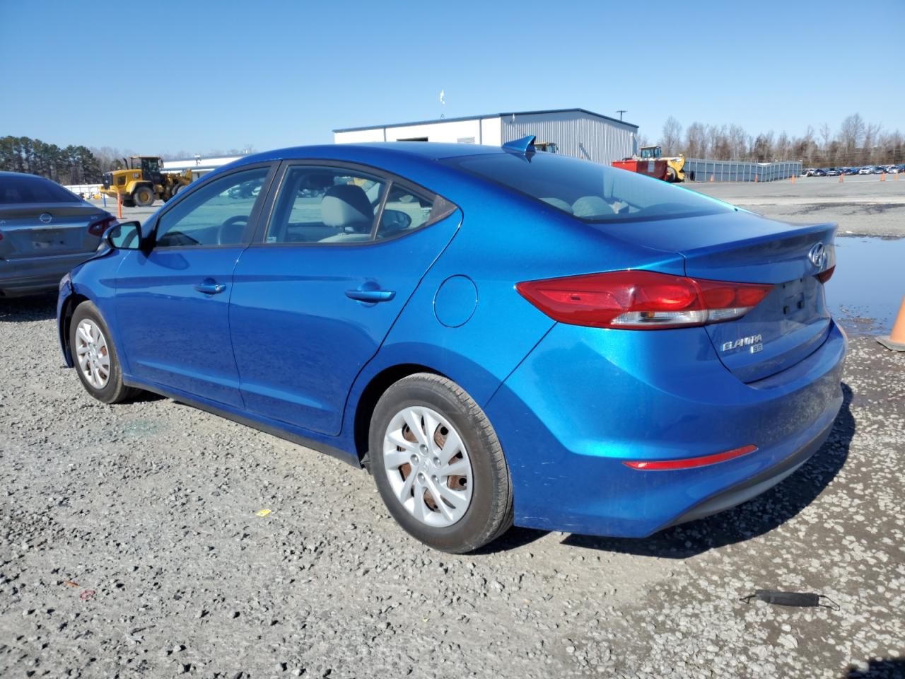 2017 Hyundai Elantra - Image 2