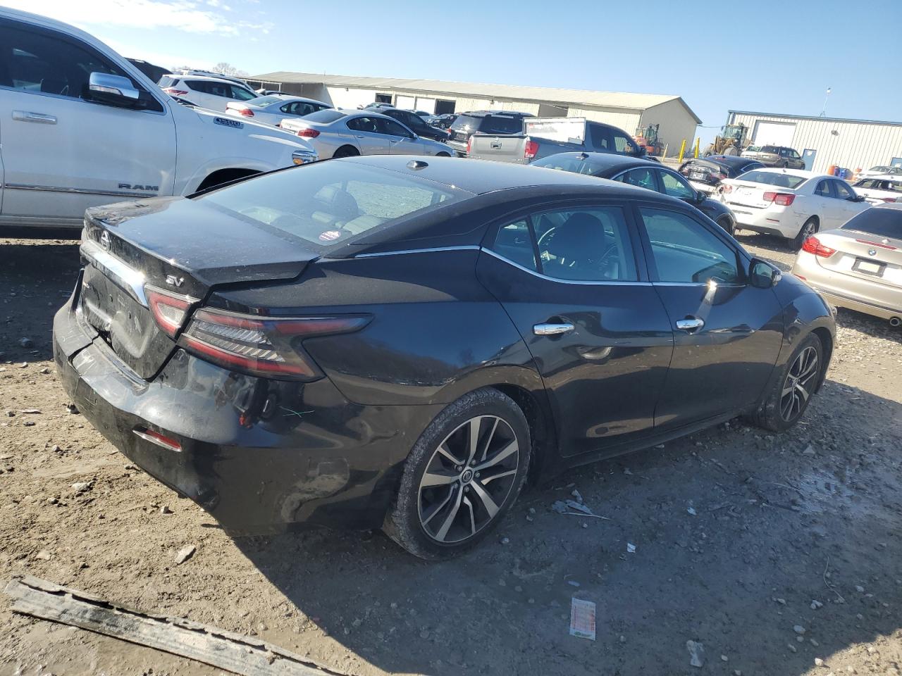 2021 Nissan Maxima - Image 3