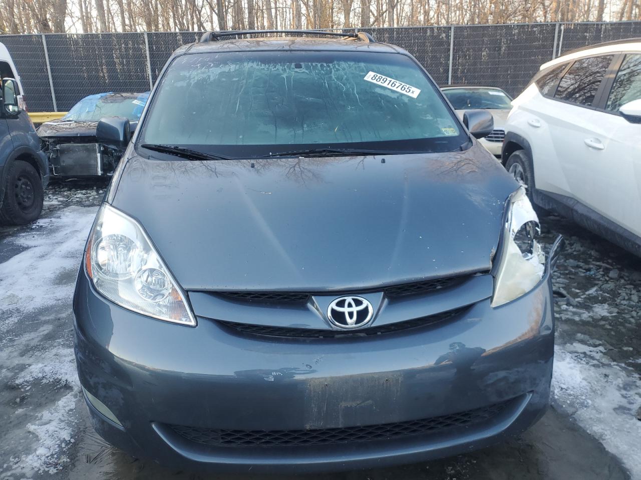 2008 Toyota Sienna - Image 5