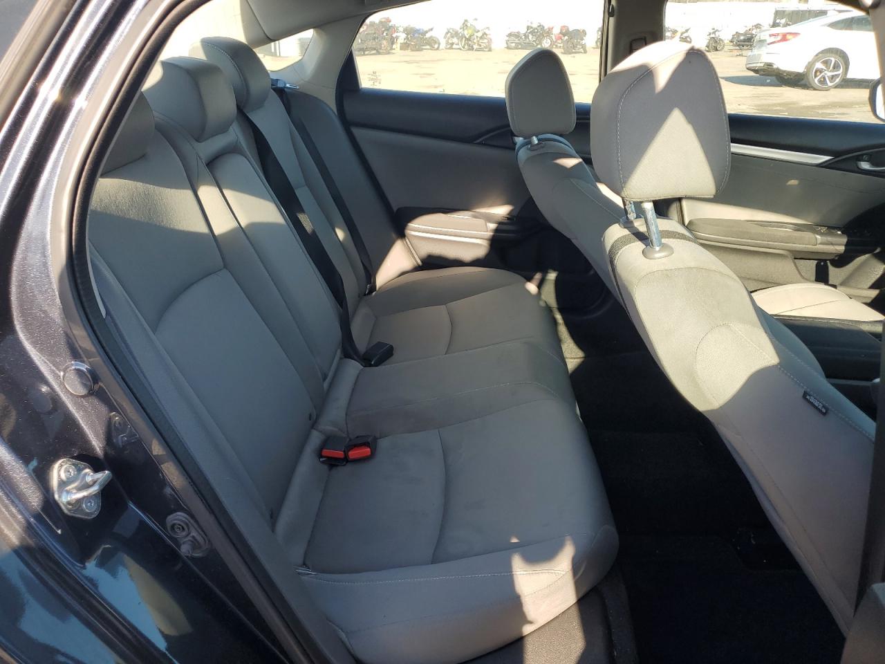 2016 Honda Civic - Image 10