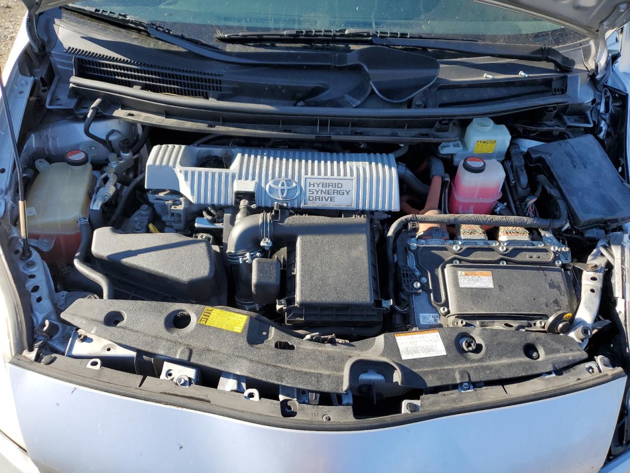 2015 Toyota Prius - Image 13