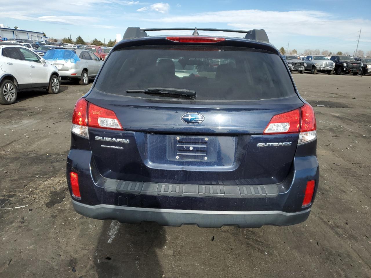 2014 Subaru Outback - Image 6